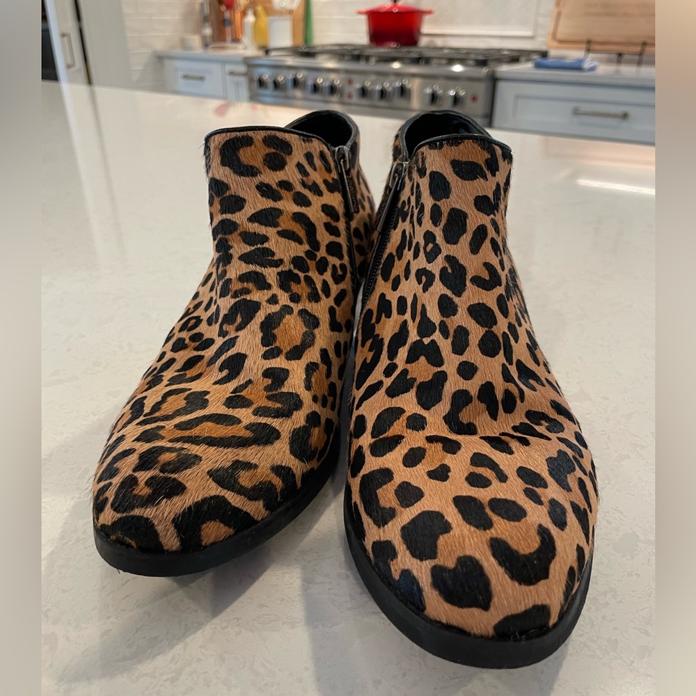 Aetrex Laurel in Leopard Print